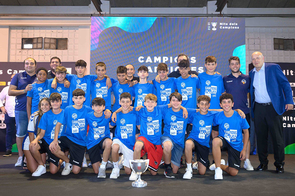 El futbol base arlequinat, reconegut a la Nit dels Campions | FCF