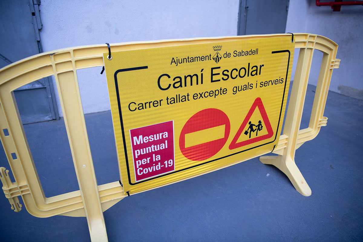 Els estudiants sabadellencs han tornat a l'escola "amb normalitat" | Roger Benet