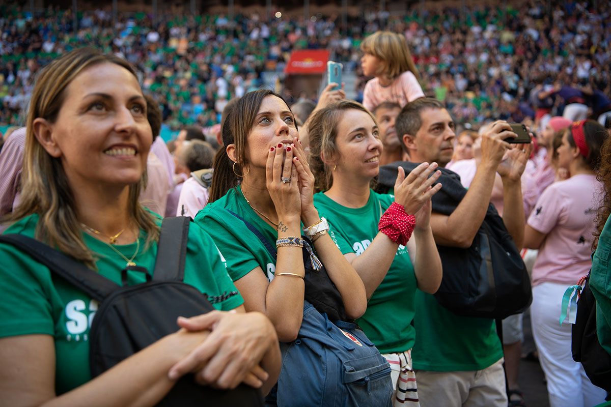 L'alcaldessa de Sabadell, Marta Farrés, i el regidor de Cultura, Carles de la Rosa, s'han desplaçat amb els Saballuts a Tarragona | Roger Benet