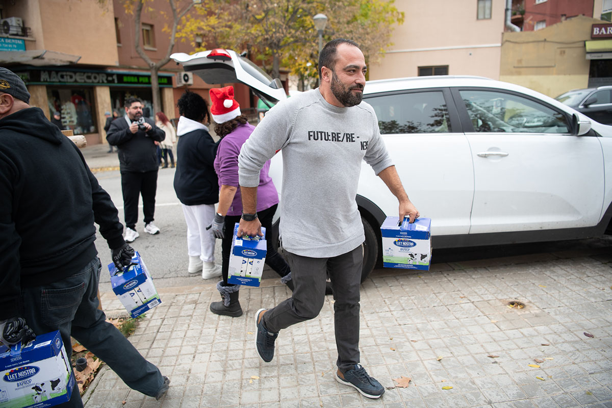 Les 'migas' solidàries de la Hermandad de la Virgen de la Fuensanta | Roger Benet