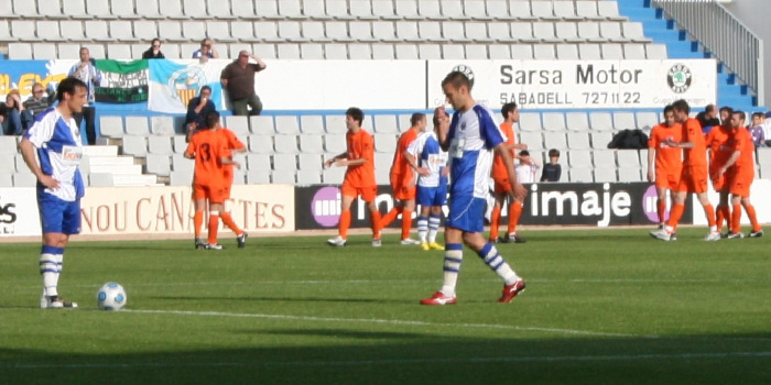 La Grama celebrant el gol d'Eloy Gila fa nou anys a la Nova Creu Alta | Adrián Arroyo