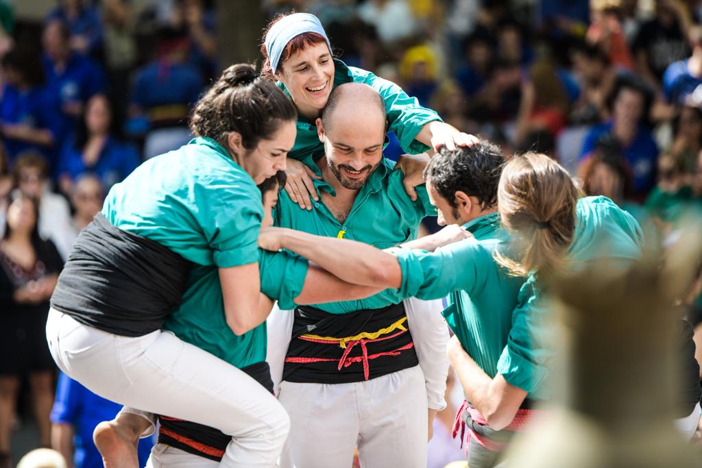 Castellers de Sabadell descarreguen amb alegria | Roger Benet