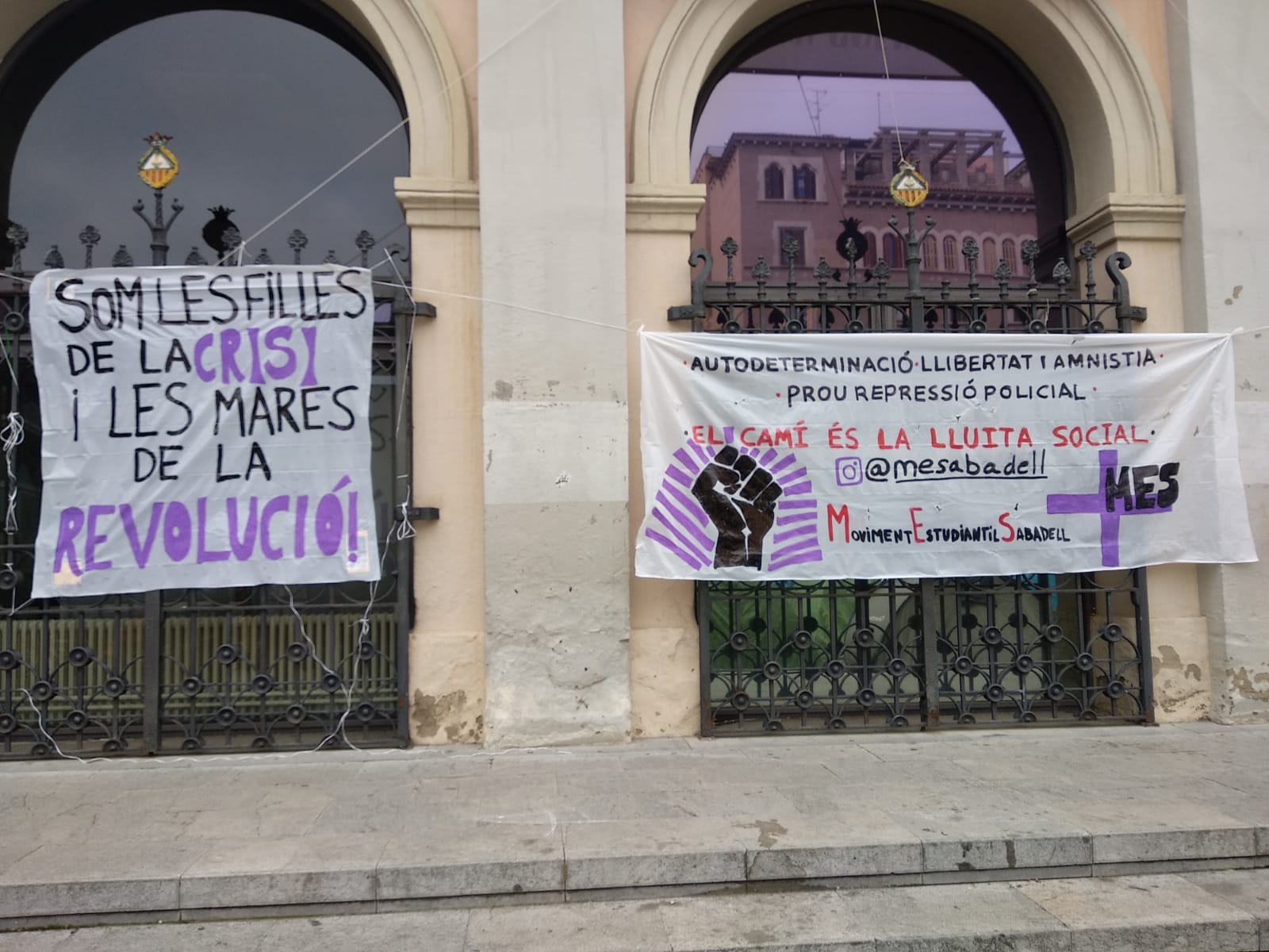 Pancartes a Doctor Robert | Helena Molist