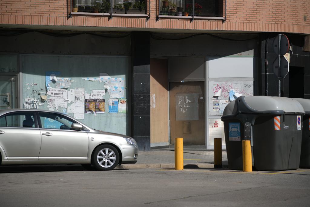 Exterior del local ocupap al carrer Sol i Padrís | Roger Benet