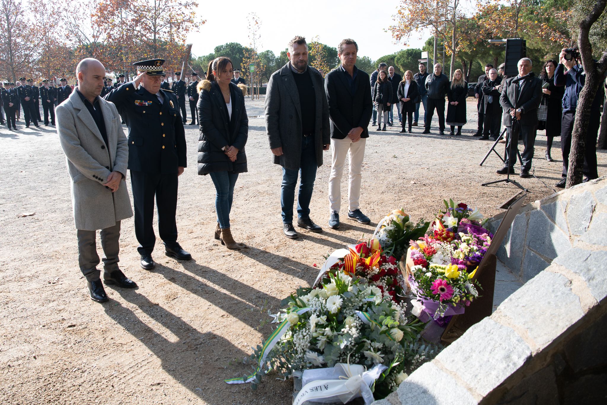 Representants del consistori i regidors a l'ofrena floral | Roger Benet