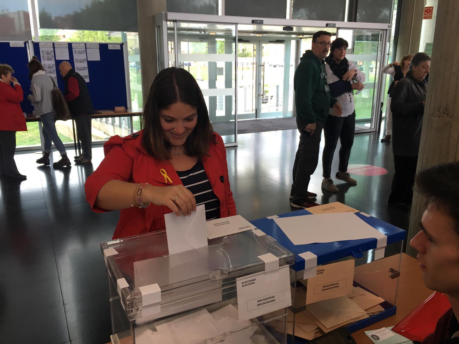 Mabel Rodriguez durant la votació | Mireia Sans