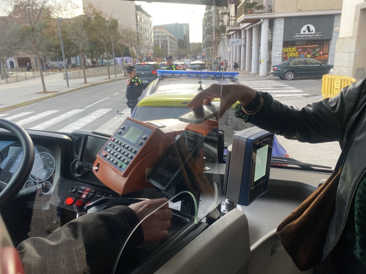 Pagament amb targeta a la TUS