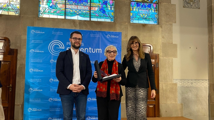 Eloi Cortés, Mirna Lacambra i Ana Sánchez