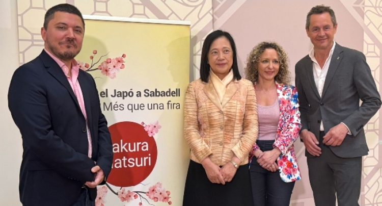 Raúl Miranda, Akiko Shikata, Katia Botta i Lluís Matas a la presentació del Sakura Matsuri