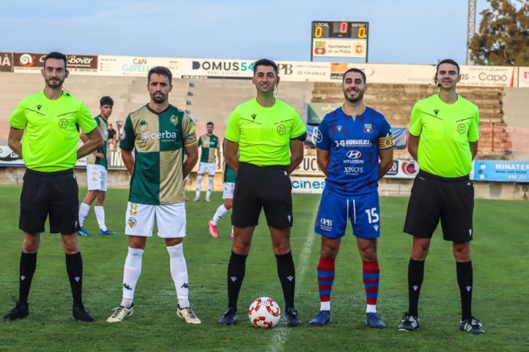 Madrid Martínez en el sorteig de capitans del Poblense-Sabadell | FutbolBalear