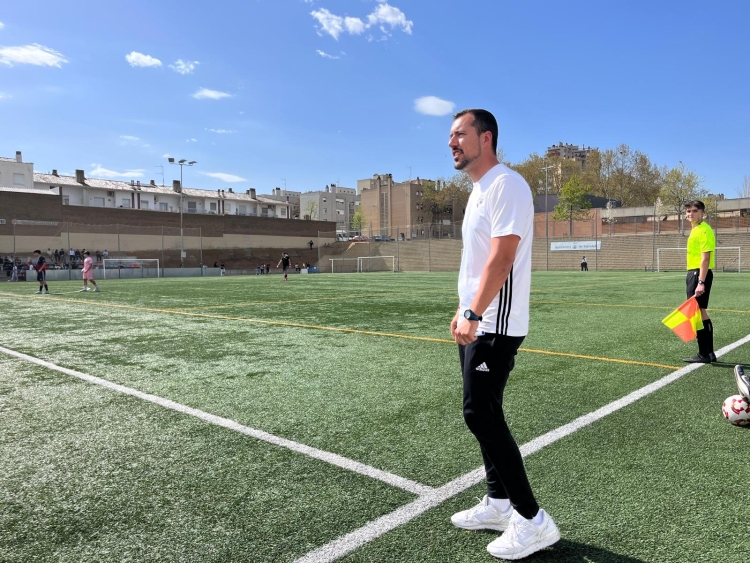 Tutó dirigint l'equip ahir al Joan Murtró | Adrián Arroyo